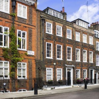 What is a good salary in London?