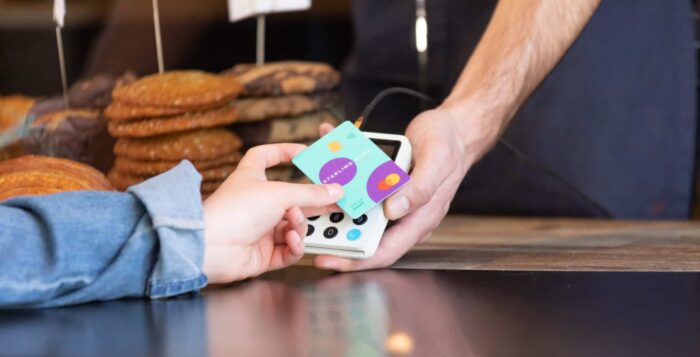 starling kite card in action